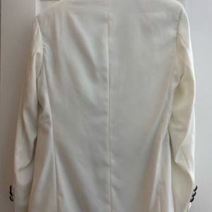 White Tuxedo w/satin Shawl collar
